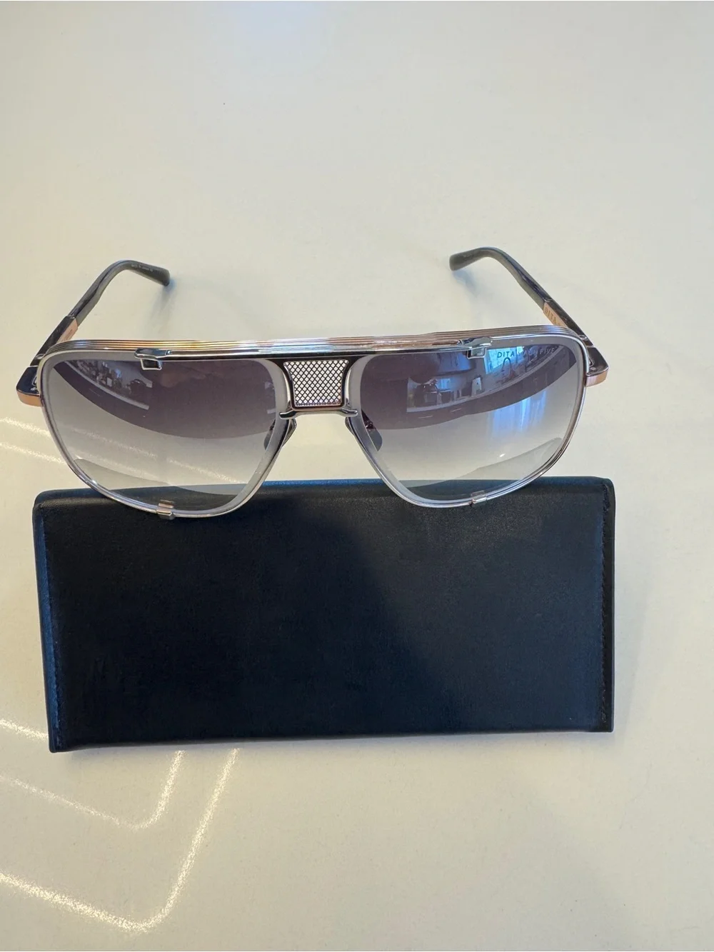 DITA MACH-FIVE White Gold - Blue Lenses